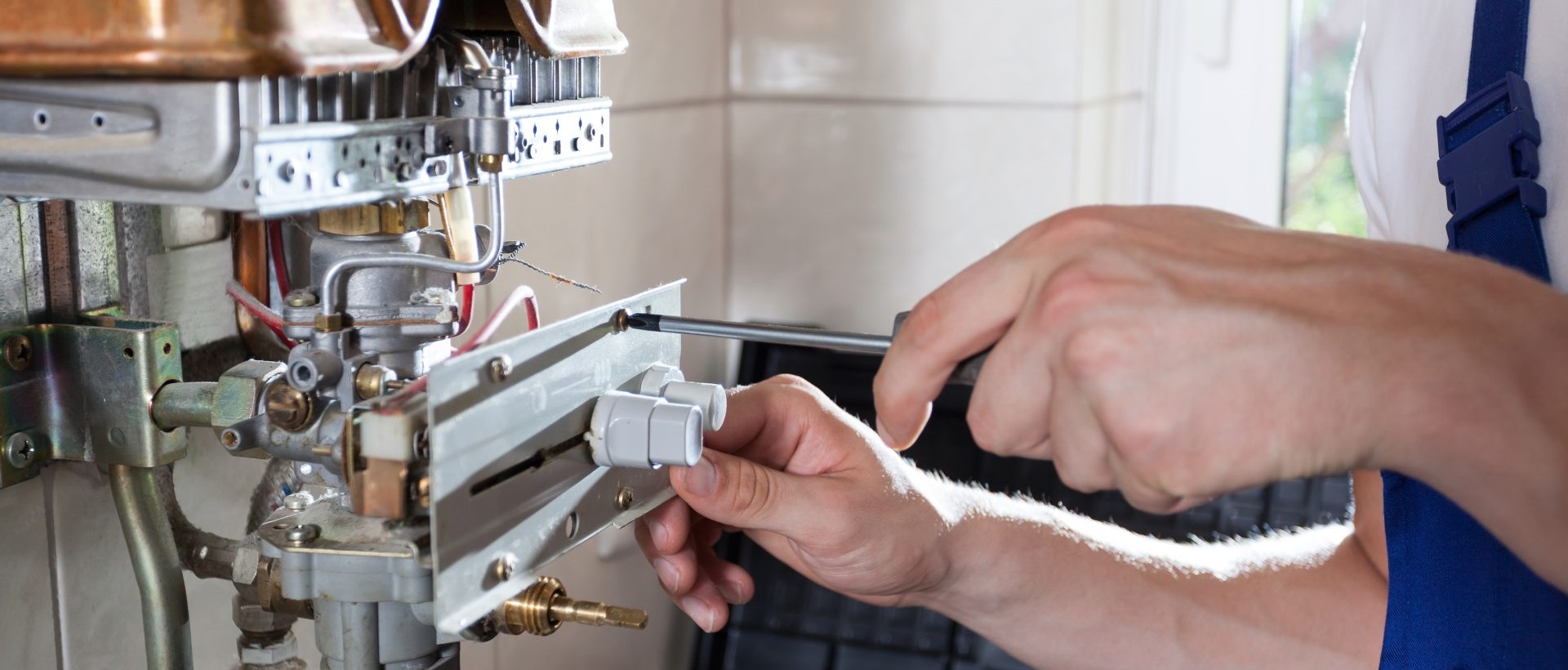 Boiler repairs CR8